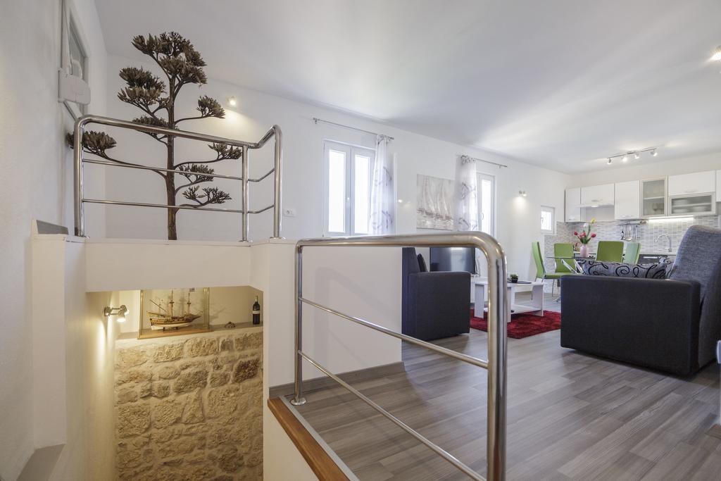 Apartman Jurica Komiza Bagian luar foto