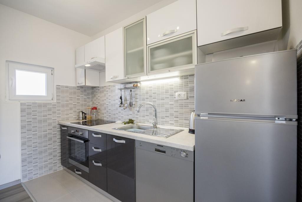 Apartman Jurica Komiza Bagian luar foto