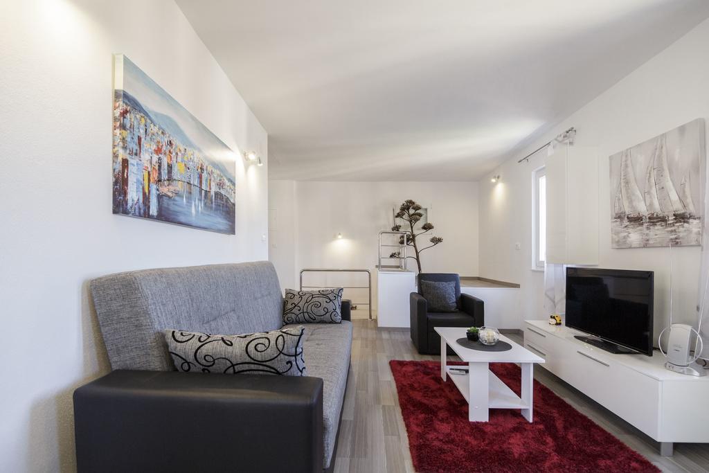 Apartman Jurica Komiza Bagian luar foto